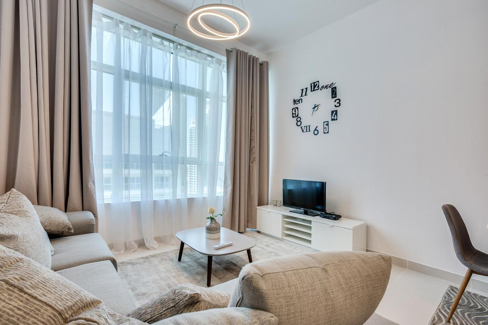 두바이 Stylish 2Bd With Great View In Marina View Tower 아파트 외부 사진